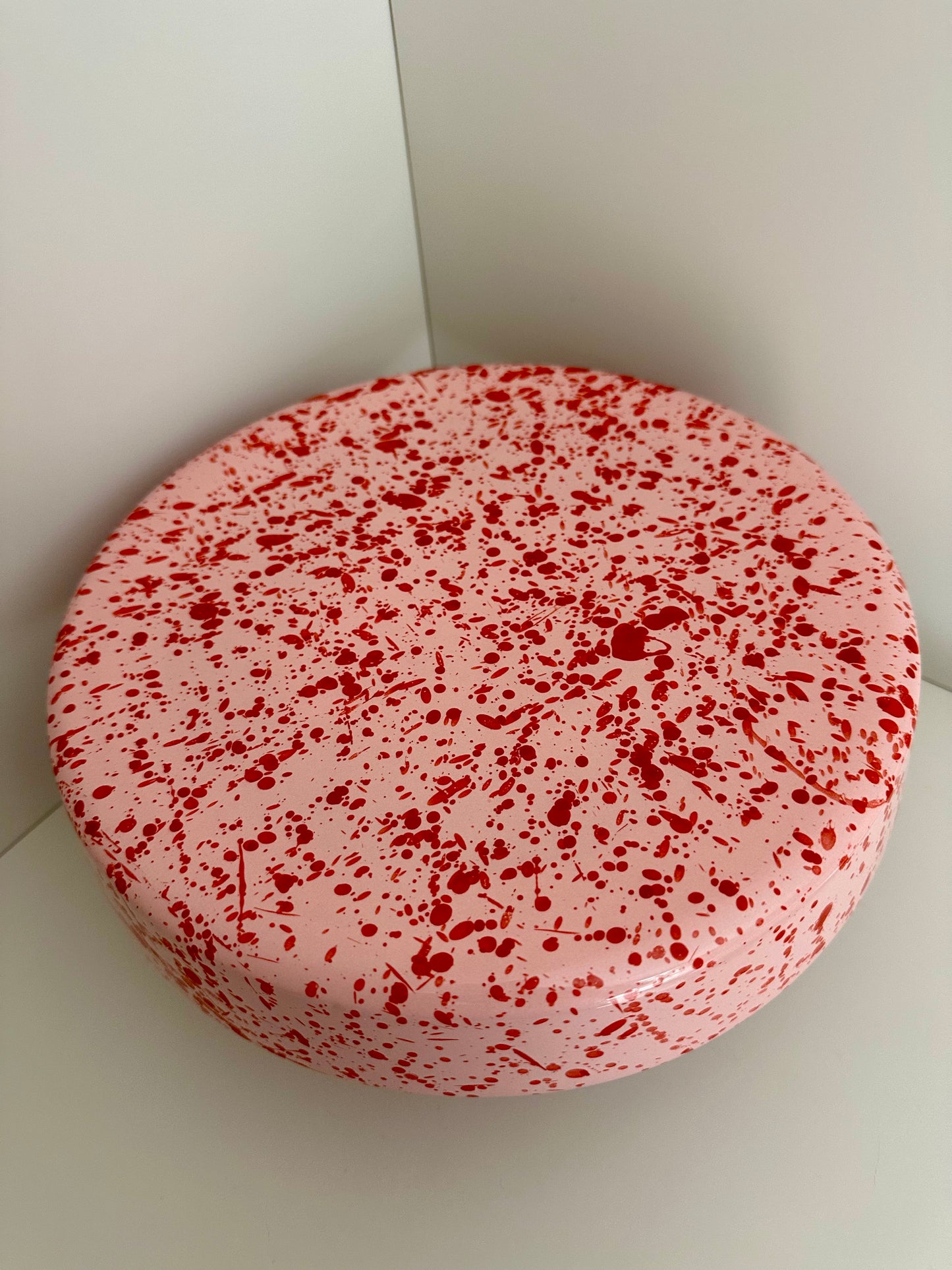Taartplateau gespetterd roze/rood